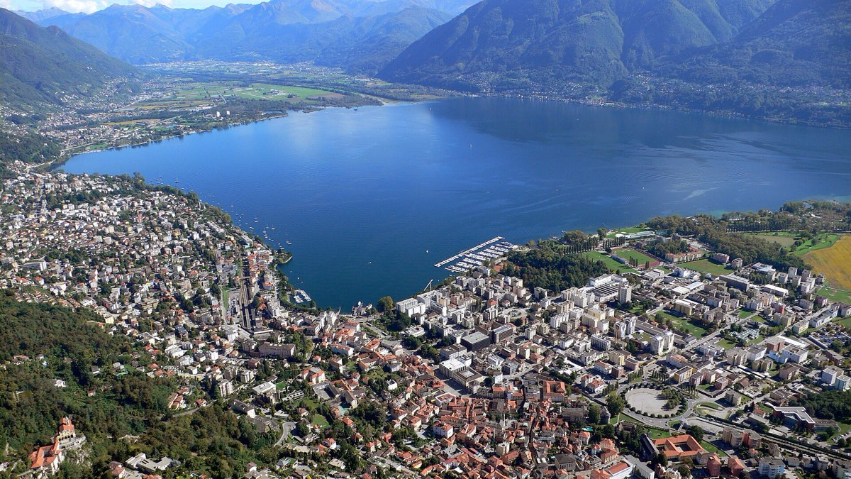 Hafen von Locarno am Lago Maggiore